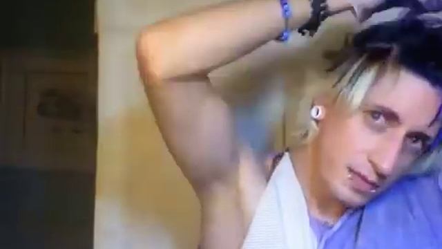 Splat blue dye RoCk StAr: How to go from GeEk to RoCk GoD in 30 minutes with Splat hair dye. смотреть онлайн