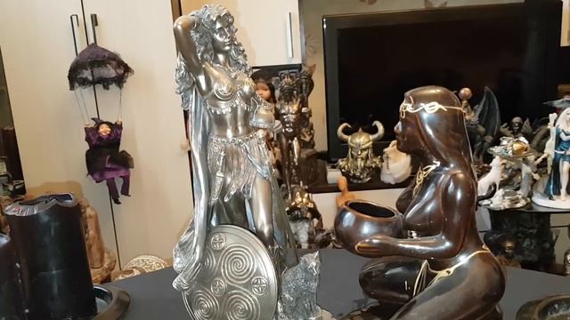 СВИДЕТЕЛИ ИНГИ! НОВАЯ СЕКТА... ИНГА ХОСРОЕВА смотреть онлайн