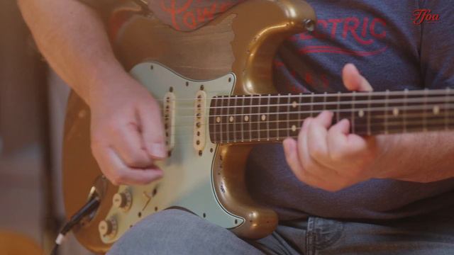 Fender 61 Strat John Cruz Masterbuilt Shoreline Gold over 3 Tone Sunburst played by Tom Punt | Demo смотреть онлайн