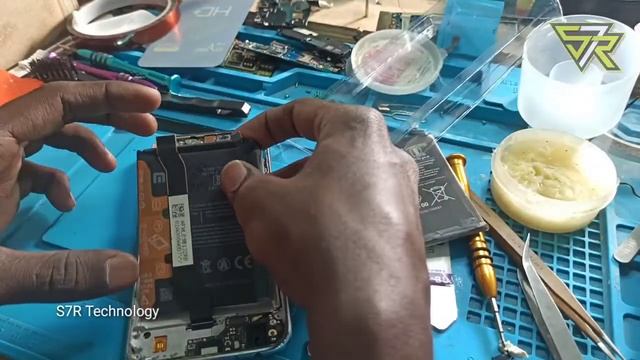 How to Replace Redmi Note 8 Battery |How To Replace A NonRemovable"Smartphone Battery|S7R Technolog смотреть онлайн
