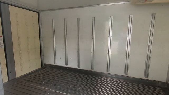 KIA BONGO3 1TON FREEZER BOX смотреть онлайн