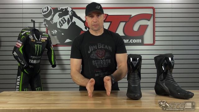 Dainese Nexus Boots Review from Sportbiketrackgear.com смотреть онлайн