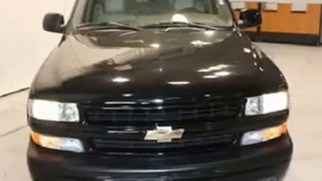 2005 CHEVROLET SUBURBAN смотреть онлайн