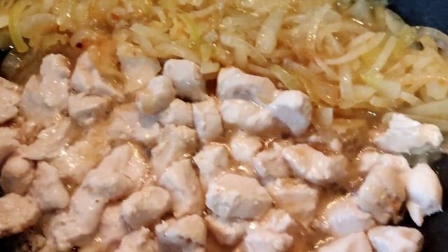 Куриная грудка с грибами в сметане смотреть онлайн