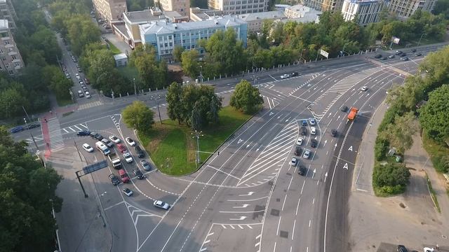 Воробьевское шоссе - Мосфильмовская улица после переразметки смотреть онлайн