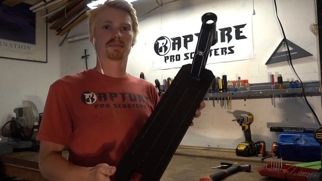HOW TO DRILL SPEED HOLES IN YOUR SCOOTER DECK | LIGHT SCOOTER HACK V2 смотреть онлайн