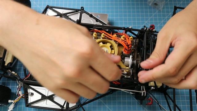 MONTEZ LA PORSCHE 917KH IXOCOLLECTIONS BOX 13 Etape 49/52