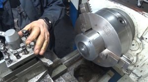 Приспособление для проточки тормозных дисков