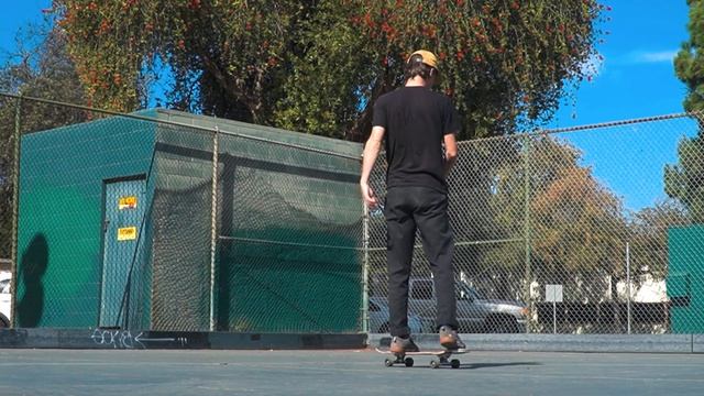 5 Ways to Spacewalk on a Skateboard смотреть онлайн