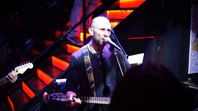 Песни Виктора Цоя - Спокойная ночь смотреть онлайн