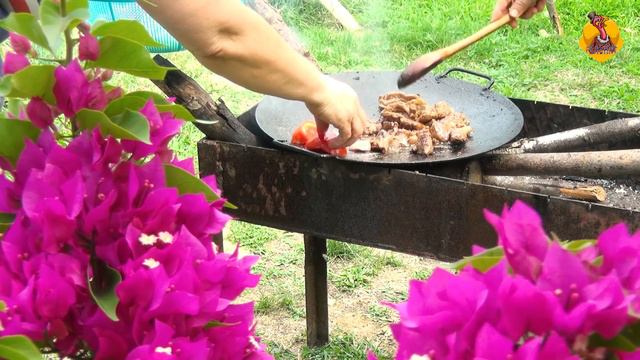 Cooking lamb with vegetables in Sadj смотреть онлайн