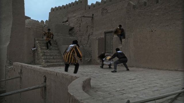 Assassin's Creed 2 Meets Parkour in Real Life смотреть онлайн