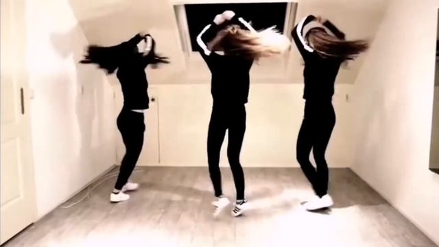 Crazy frog song + crazy dance? смотреть онлайн