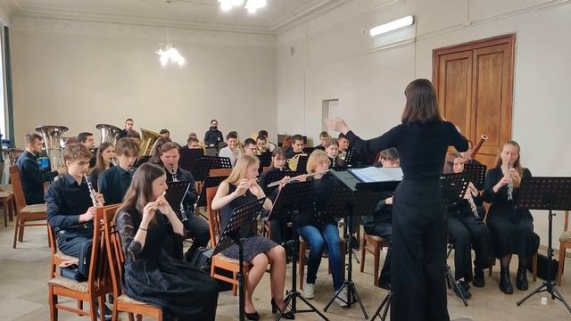 Итоговое выступление студентов IV курса ОДИ по классам инструментовки и дирижирования, 27.05.2022 смотреть онлайн
