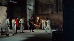 Брюс ли-боковой удар ногой(Путь дракона)