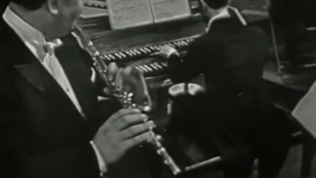 Jean Pierre Rampal plays Haydn's Concerto for Flute Harpsichord and String Orchestra in F major смотреть онлайн