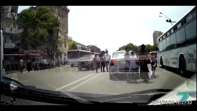 Как они "переходят" дороги?!))) смотреть онлайн