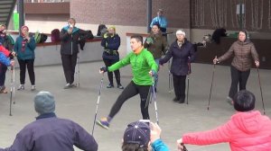 Интересные занятия по скандинавской ходьбе.