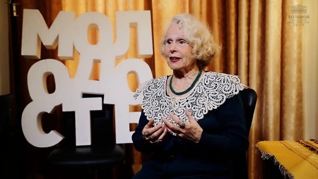 Анта Колиниченко «Монологи о молодости» смотреть онлайн