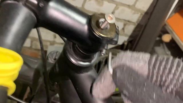 Легкий способ установить короткий вынос руля на велосипеде