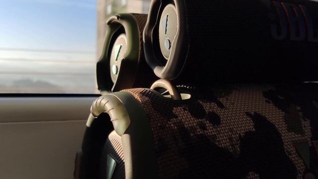 PartyBoost - JBL Flip 6 & JBL Charge 5 & JBL Xtreme 3 - Perfect Focus (Bass Level 2 & Volume 50%) смотреть онлайн