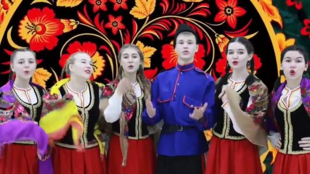 «Брякнули чашки да ложки...». Исполняет народный детский ансамбль "Колосок".