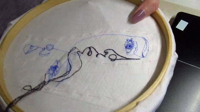 ВЫШИВКА НА ФУТБОЛКЕ DIY | контурный рисунок одной линией своими руками смотреть онлайн