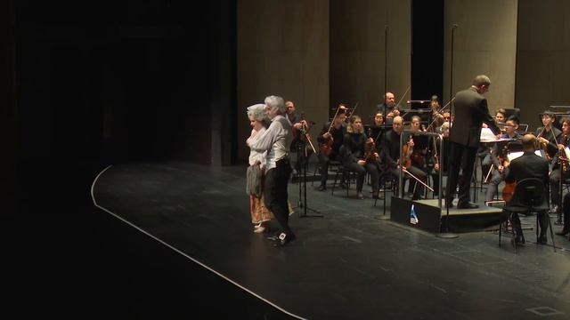 Bayleys presents Amazing Mr Mozart смотреть онлайн