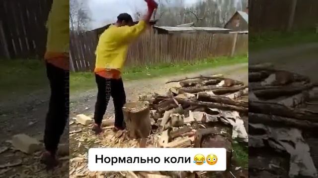 Как правильно колоть дрова. How to chop wood смотреть онлайн