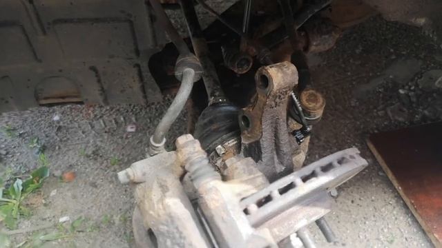 Замена переднего амортизатора Шевроле Спарк / Равон Р2 смотреть онлайн