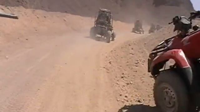 Ленка за рулем багги смотреть онлайн