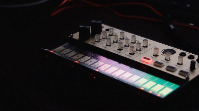 Interstellar cover | korg volca keys смотреть онлайн