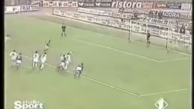 Roberto Baggio (Bologna) - 11/02/1998 - Bologna 4x3 Bari - 2 gols смотреть онлайн