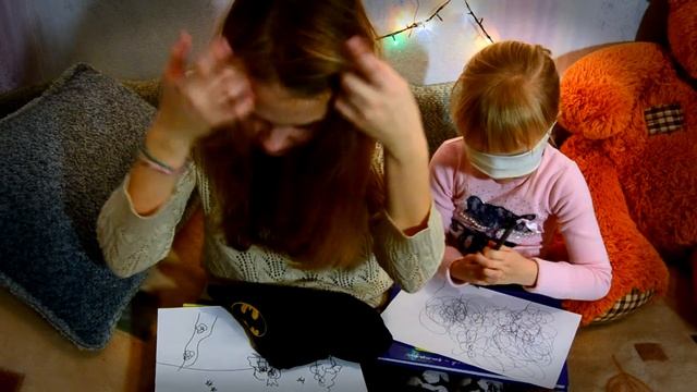 Draw With His Eyes Closed CHALLENGE || Рисуем С Мелкой С Закрытыми Глазами :) смотреть онлайн