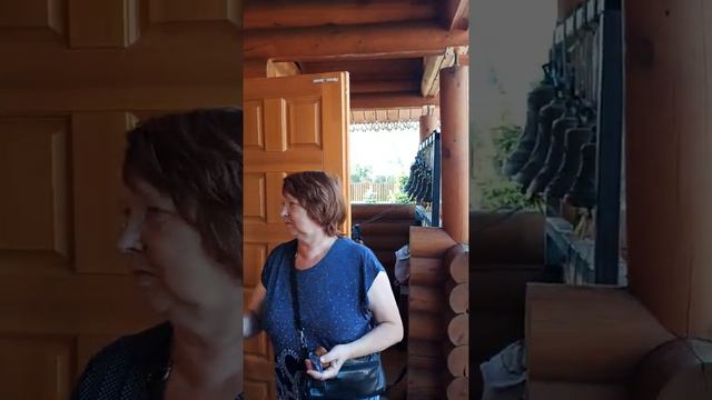Любящий сын построил церковь в память о своих родителях. Слава Богу за все!