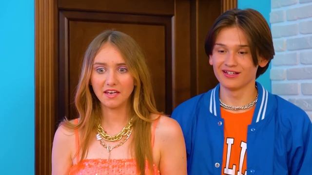 Boyfriend Vs Best Friend | How To Find True Love In College