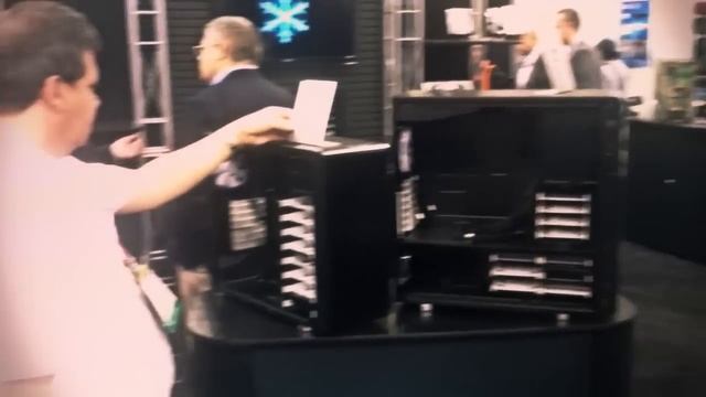 Fractal Design at CES 2012 смотреть онлайн