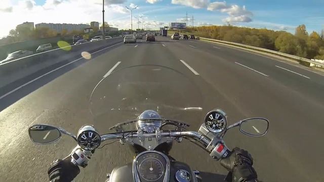 На лексусе при движении открыло капот(( смотреть онлайн