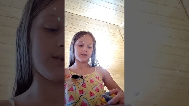 складываю вещи в сумку смотреть онлайн