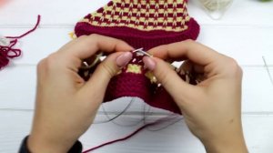 Необычные следочки спицами. Турецкие вязаные тапочки 38-40р