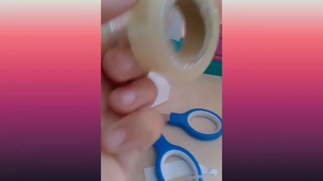 Как сделать бумажную дверь для кукольного домика.