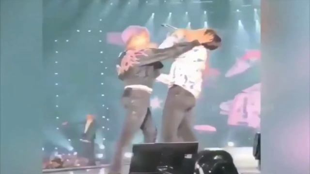 Jikook Kookmin Чимин любит Чонгука?? смотреть онлайн
