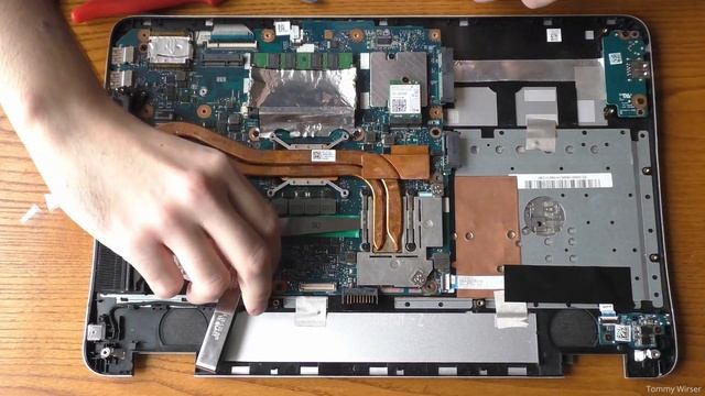 Замена термопасты и термопрокладок ноутбука ASUS N551VW (разборка ноутбука) смотреть онлайн