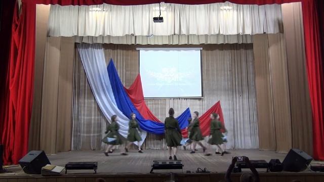 "Тучи в голубом" Старшая группа «Радость» смотреть онлайн