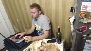 УШЕЛ В ЗАПОЙ