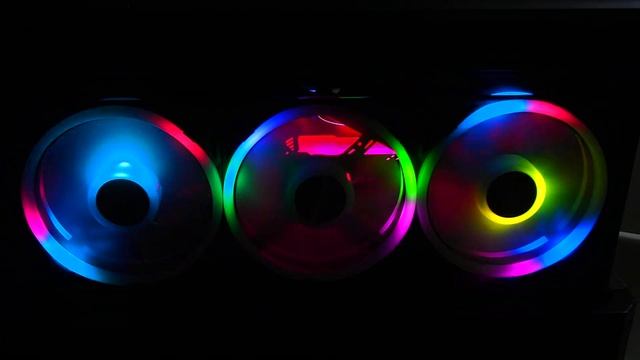 Corsair QL120 RGB 3-Fan Pack - RGB effects смотреть онлайн