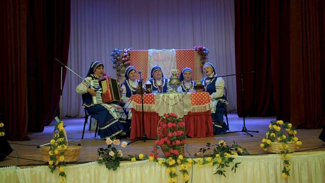 Народно самодеятельный коллектив "РЯБИНУШКА" песня "ПЕСНЯ О МАМЕ" смотреть онлайн