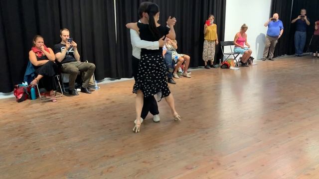 Immersion Seminar Vals 2 - Musicality: Singles, Doubles, Triples | michelle + joachim смотреть онлайн