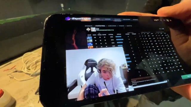 ХОЗЯЕВА О НОВОЙ ПРИЧЕСКЕ РОСТИКА / ХОЗЯЕВА СМЕШНЫЕ МОМЕНТЫ СО СТРИМОВ смотреть онлайн