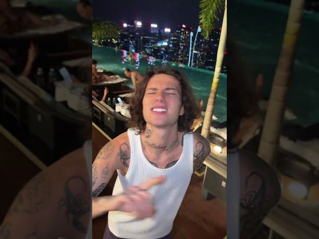 XOLIDAYBOY Пожары Сингапур Reels Ивана в ТТ 11.05.24#xolidayboy#иванржевский#иван#пожары смотреть онлайн